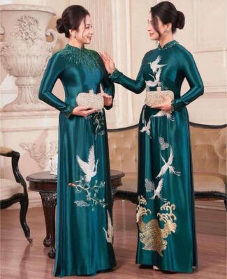 Áo dài mẹ 4 hạc trắng